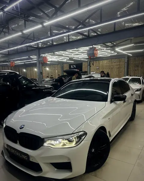 BMW